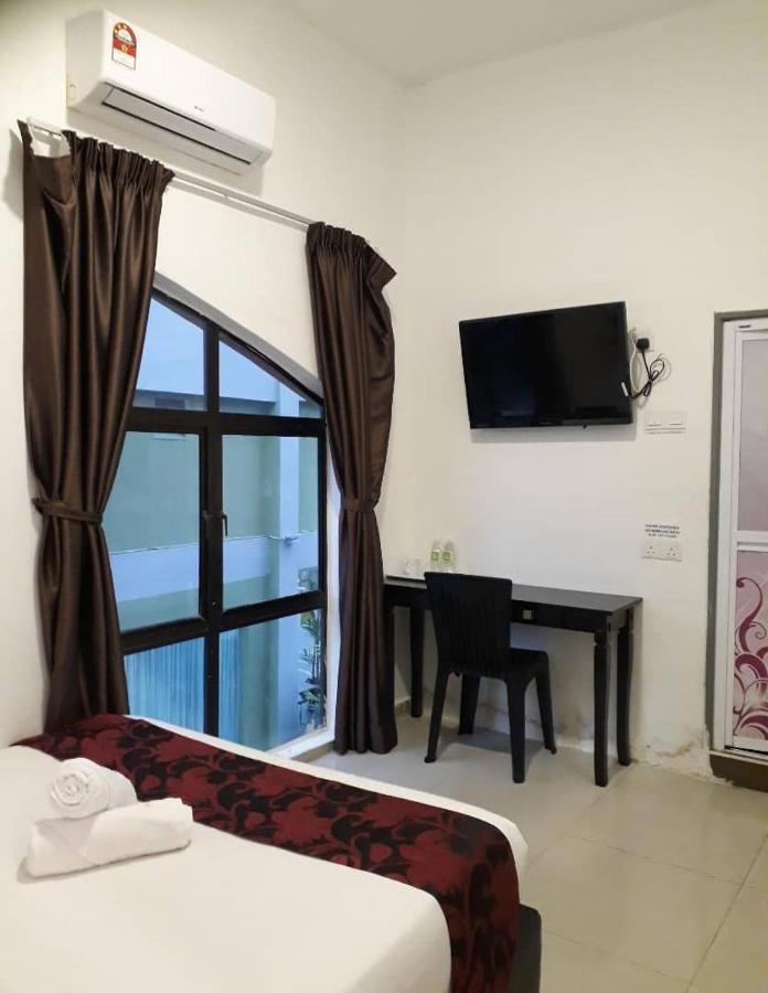 Max Ferringhi Hotel Batu Ferringhi Extérieur photo