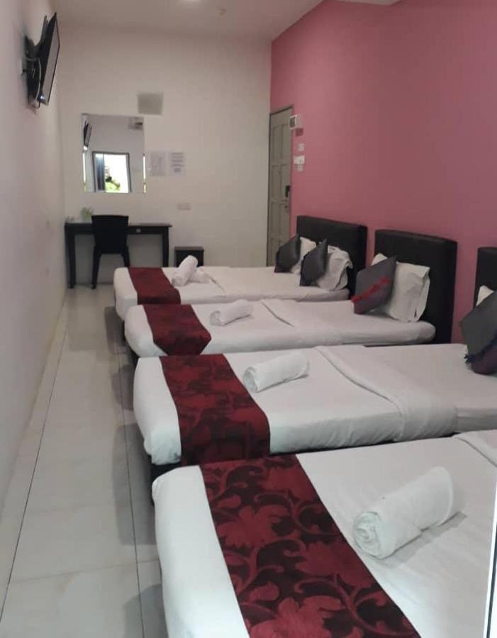 Max Ferringhi Hotel Batu Ferringhi Extérieur photo